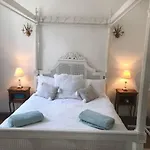 Riverside 4 Bed House Full Of Character And Charm Σπίτι διακοπών *