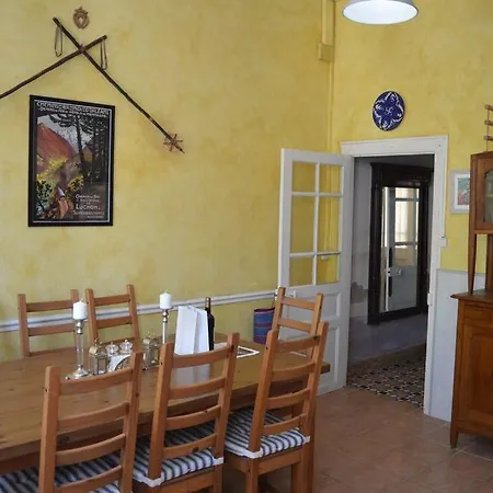 Riverside 4 Bed House Full Of Character And Charm Holiday home