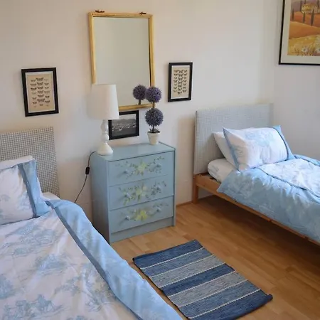 Riverside 4 Bed House Full Of Character And Charm