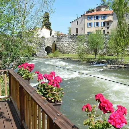 Holiday home Riverside 4 Bed House Full Of Character And Charm