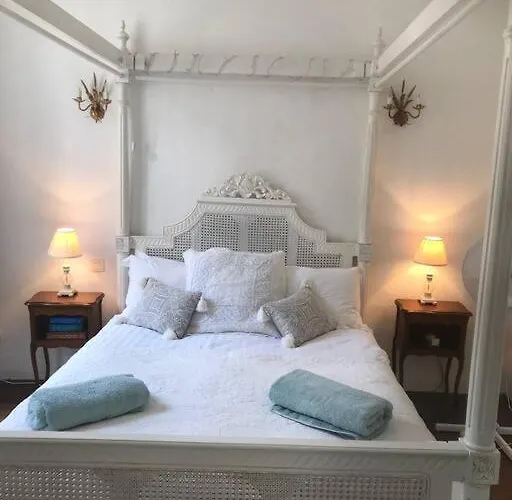 Riverside 4 Bed House Full Of Character And Charm Hébergement de vacances *