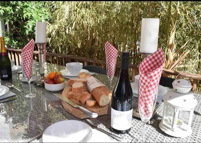 Riverside 4 Bed House Full Of Character And Charm Hébergement de vacances *