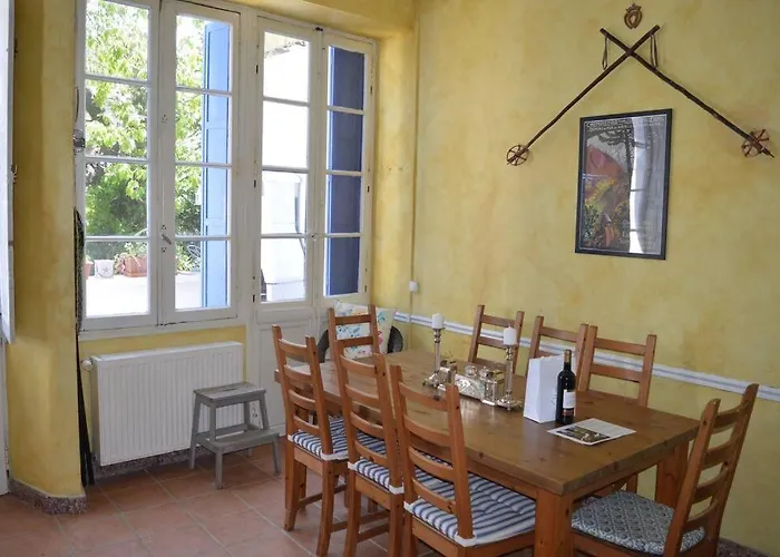 Riverside 4 Bed House Full Of Character And Charm Hébergement de vacances
